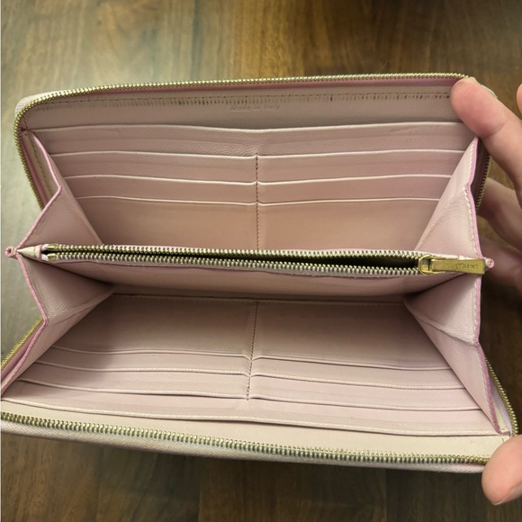 Celine two toned zip around wallet - Picture 8 of 11